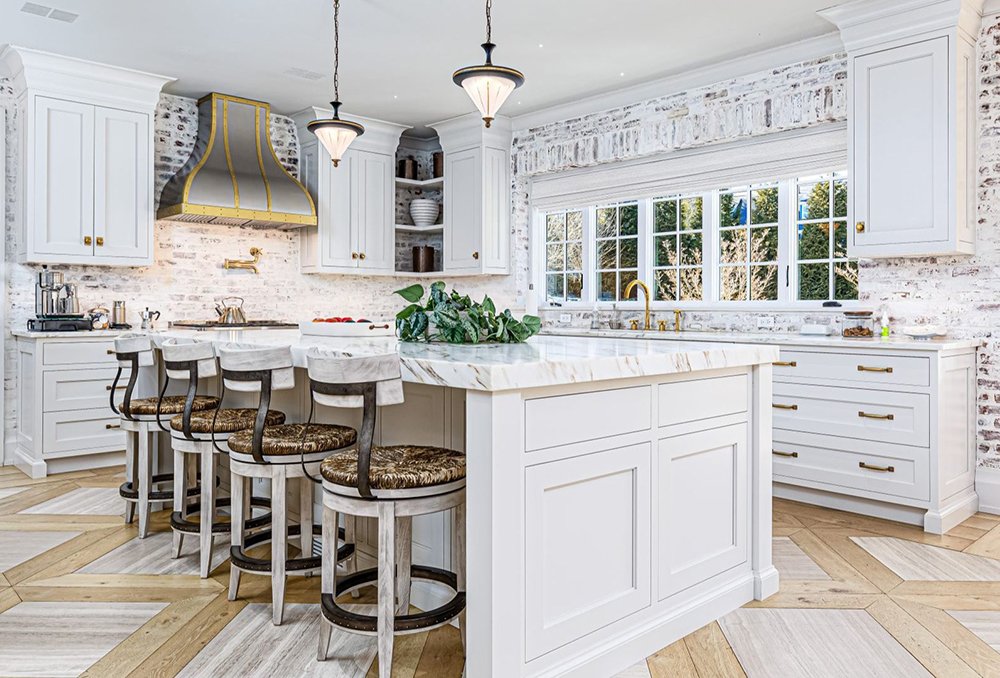 Custom Kitchen Cabinets